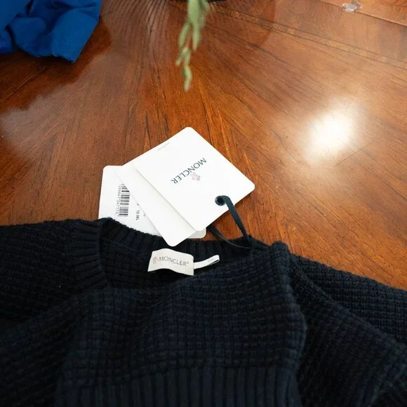 Moncler Sweater - Picture 3 of 9